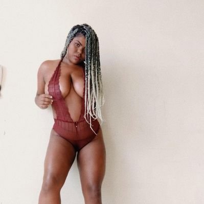 Profile Picture of Melanina  🖤 (@LucyPires7) on Twitter