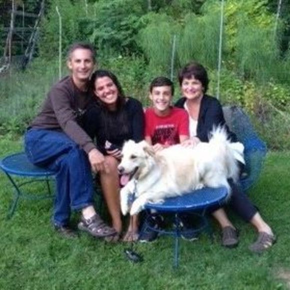 Profile Picture of Glenn Asciutto (@glennasciutto) on Poshmark