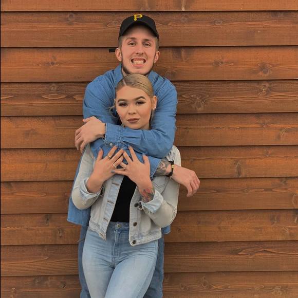 Profile Picture of Bradley jj Huggins (@b_huggins) on Poshmark