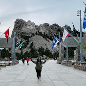 Profile Picture of Rebecca Page (@sunnyboypage) on Youtube