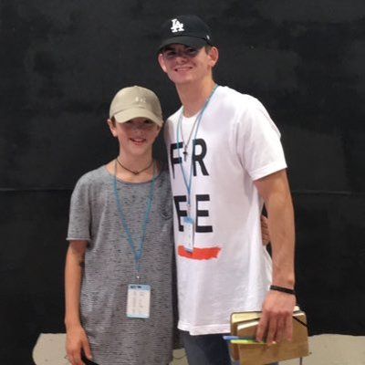 Profile Picture of Christopher (@caleb33corder) on Twitter