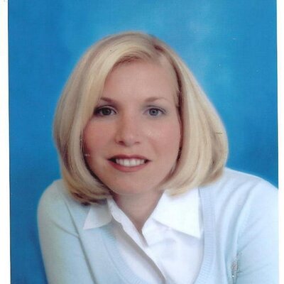 Profile Picture of Donna Graves (@DGraves4council) on Twitter