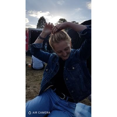 Profile Picture of Julia Niemann (@JuliaNiemann2) on Twitter