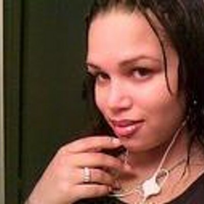 Profile Picture of Carly Wallace (@carwatcher246) on Twitter