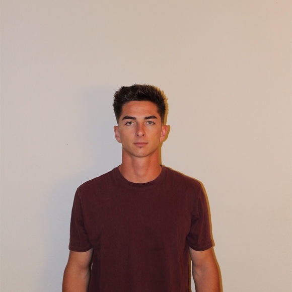 Profile Picture of Sam Terry (@sterry1037) on Poshmark