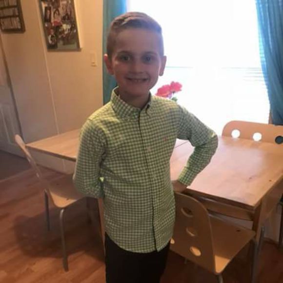 Profile Picture of Krista Gulling (@n2srice) on Poshmark