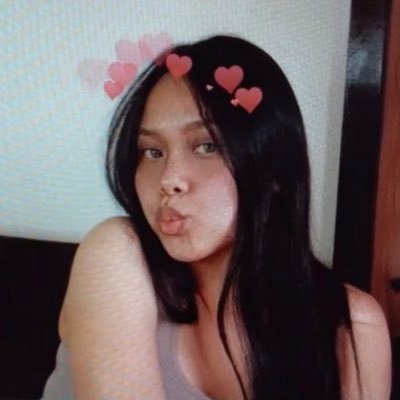 Profile Picture of 𝙧𝙖𝙮 𝙖𝙣𝙣𝙚 𝑜𝑟𝑡𝑒𝑔𝑎 (@itsmerayanne) on Twitter