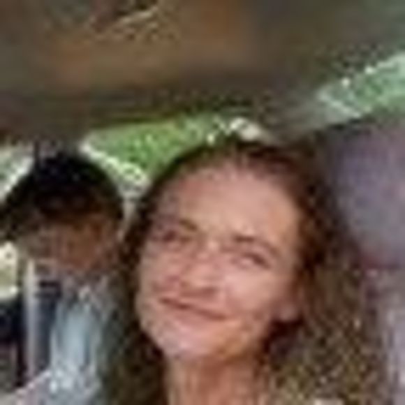 Profile Picture of Paula Steadman (@rodlogs247365) on Poshmark