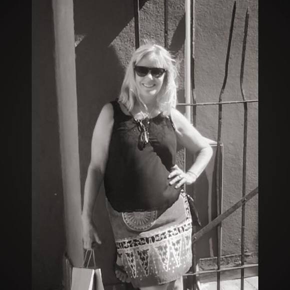 Profile Picture of Rose Lovecchio (@mastcosi) on Poshmark