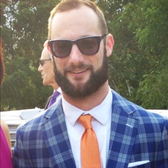 Profile Picture of John Feeley (@jlfeeley2) on Poshmark