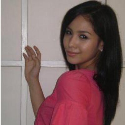 Profile Picture of Laura Perez (@SteveLauraDeen) on Twitter