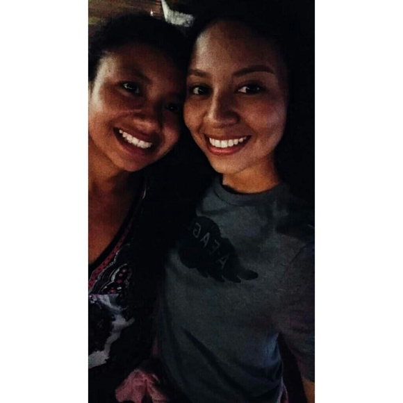 Profile Picture of Abigail rios Cantos (@abirc_1999) on Poshmark