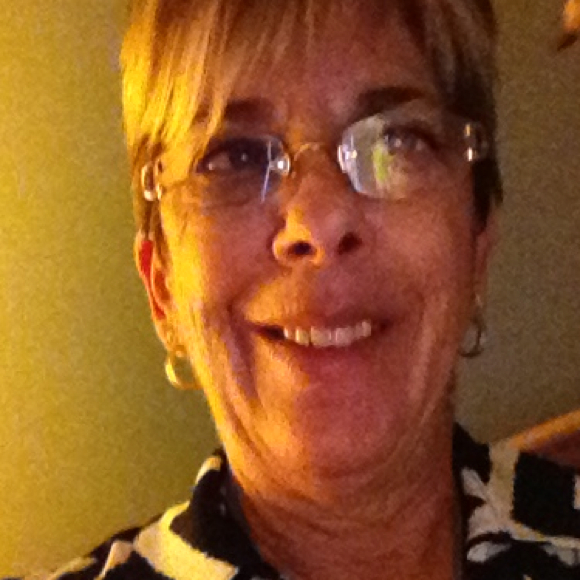 Profile Picture of Marcia Braunstein (@marmax6) on Poshmark