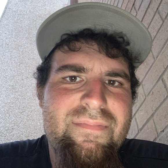 Profile Picture of James Lucas (@jameslucas101) on Poshmark