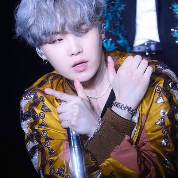 Kathy Laprade - Poshmark Profile Picture of Kathy Laprade (@maryklaprade) on Poshmark