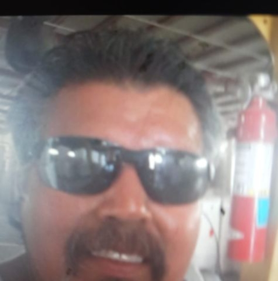 Profile Picture of Joe Lara (@joelara76620) on Poshmark