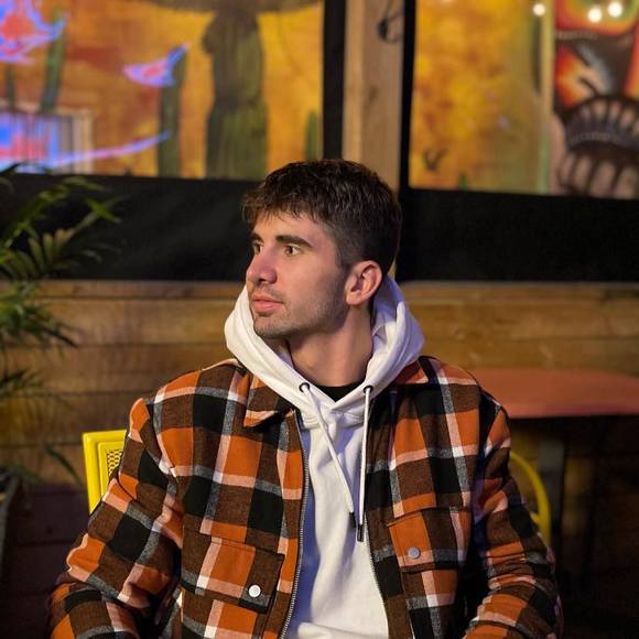 Tom Balicki - Poshmark Profile Picture of Tom Balicki (@tombalicki) on Poshmark