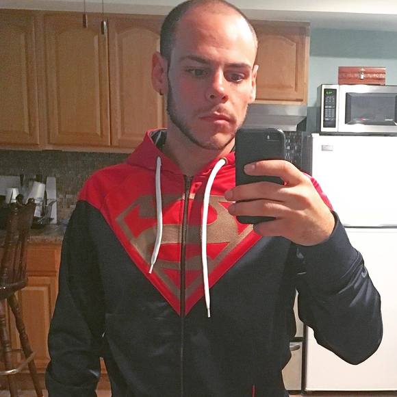Profile Picture of James Rex (@absolutelyroyal) on Poshmark