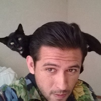 Profile Picture of Alejandro Arellano (@alexquinonez) on Twitter