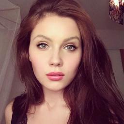 Profile Picture of Elizabeth Laurent (@Lizzlaurent) on Twitter