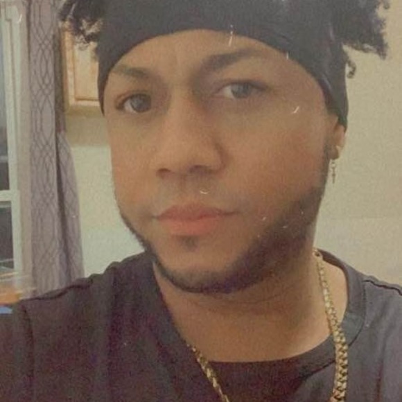 Profile Picture of Victor onrri Florentino paulino (@onrry22) on Poshmark