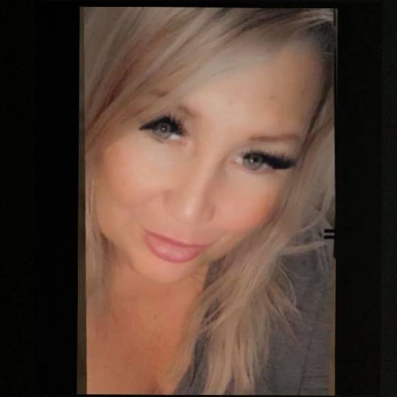 Profile Picture of Paige Eilers (@warner4763) on Poshmark