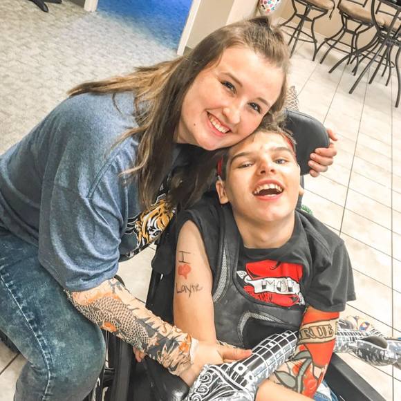 Layne Allen - Poshmark Profile Picture of Layne Allen (@layneallen) on Poshmark