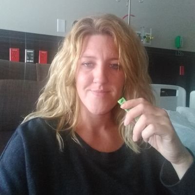 Profile Picture of Lindsey Kern (@LindseyKern8) on Twitter