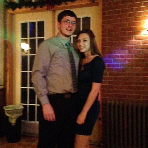 Profile Picture of Maria Blickley (@mariaaarose) on Poshmark