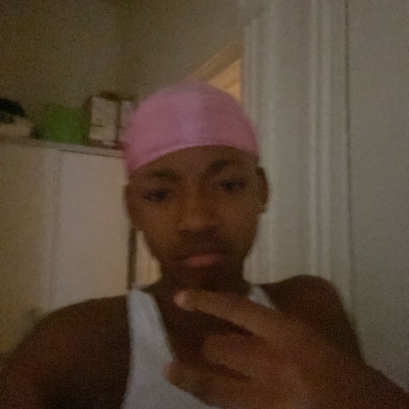 Profile Picture of Kyle Enyard (@kyleenyard) on Poshmark