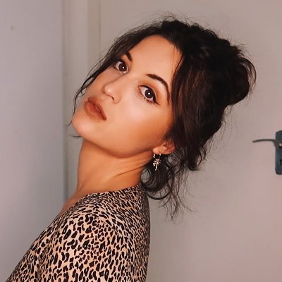 Profile Picture of Cassandra Anne (@thecharlieblog) on Twitter