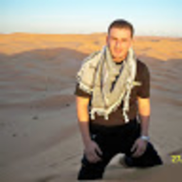 Profile Picture of Abdelmalek Kamani (@abdelmalekk) on Poshmark