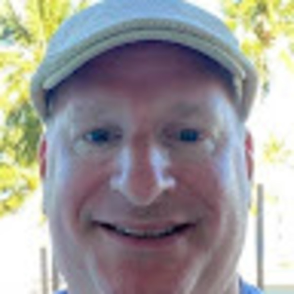 Profile Picture of Daniel Devine (@dandevine26) on Poshmark