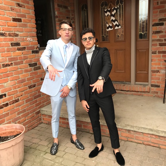 Profile Picture of Rafael Farias (@rafaelfarias) on Poshmark
