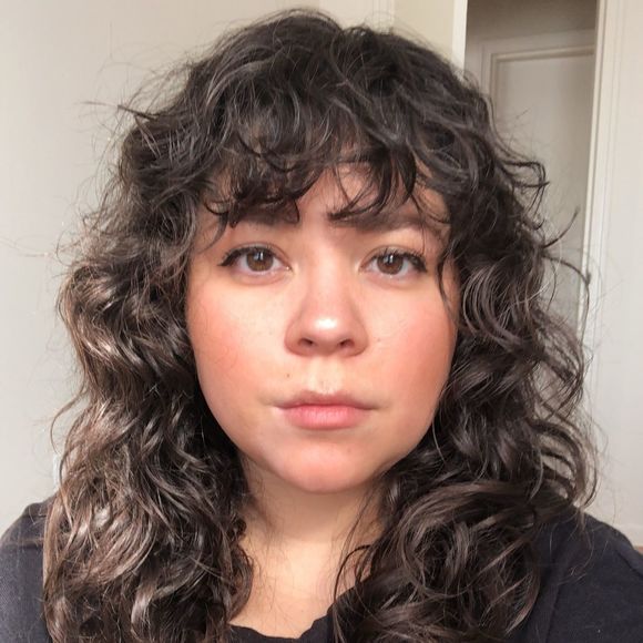 Profile Picture of Daniela Aburto (@danyerah) on Poshmark