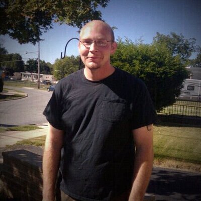 Profile Picture of Eric Beall (@bige_81) on Twitter