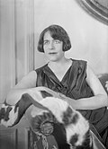 Profile Picture of Karen Bramsonon Wikipedia