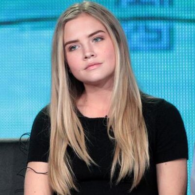 Profile Picture of Jo Masterson (@JoMastersonluv) on Twitter