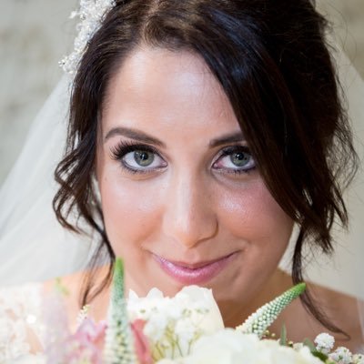 Profile Picture of Kelly Roach (@kellyroach21) on Twitter