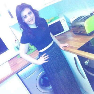 Profile Picture of Caitlin Devine (@caitlindevinex) on Twitter