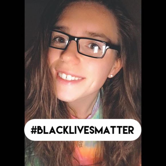 Profile Picture of Emily Quick (@emilyquick98) on Poshmark