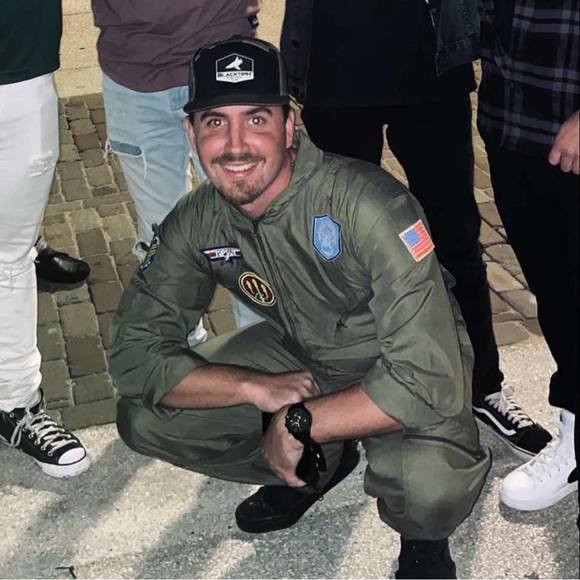 Profile Picture of Trevor Tinnerman (@tinnermant) on Poshmark