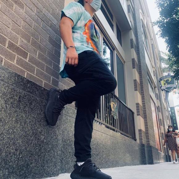 Profile Picture of Joshua Balsterholt (@jbalsterholt) on Poshmark