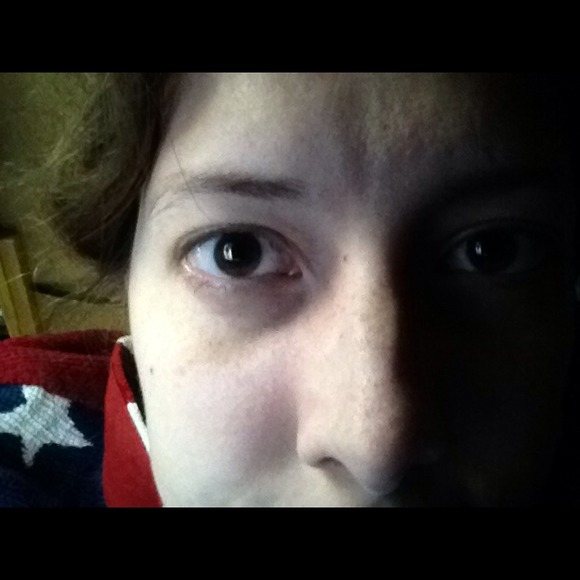 Profile Picture of Amanda Sauer (@fasionclothes) on Poshmark