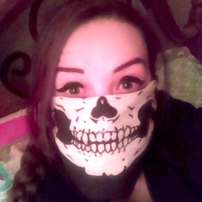 Profile Picture of Tasha Lambert (@lambkebab) on Twitter