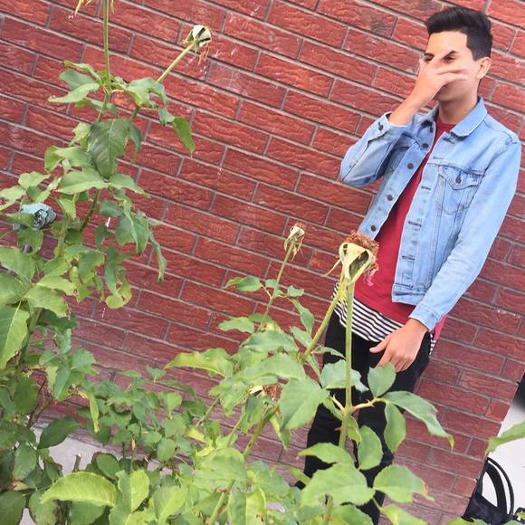 Profile Picture of Kevin Marin (@kmmarin0222) on Poshmark