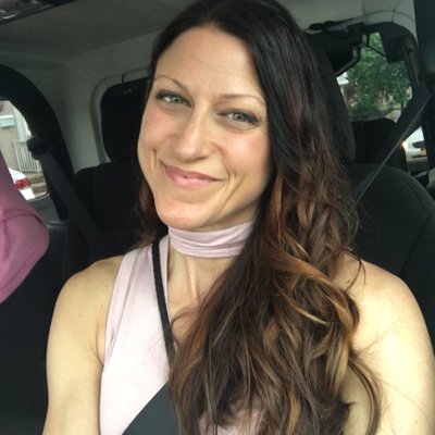 Profile Picture of Kim Bateman (@SnackSgtKimmyB) on Twitter