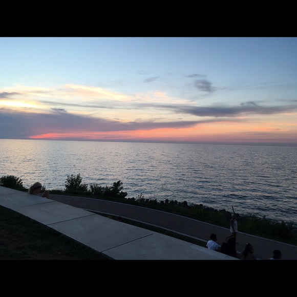 Profile Picture of Carri K (@kapaku8) on Poshmark