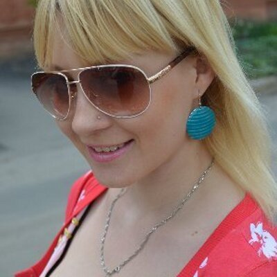 Profile Picture of Lynda Sinclair (@t2ssinclair) on Twitter