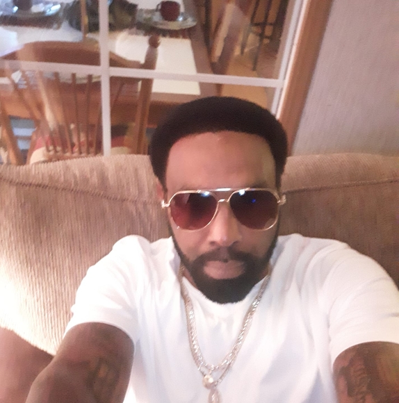 Profile Picture of Erick Wilson (@erick_wilson) on Poshmark